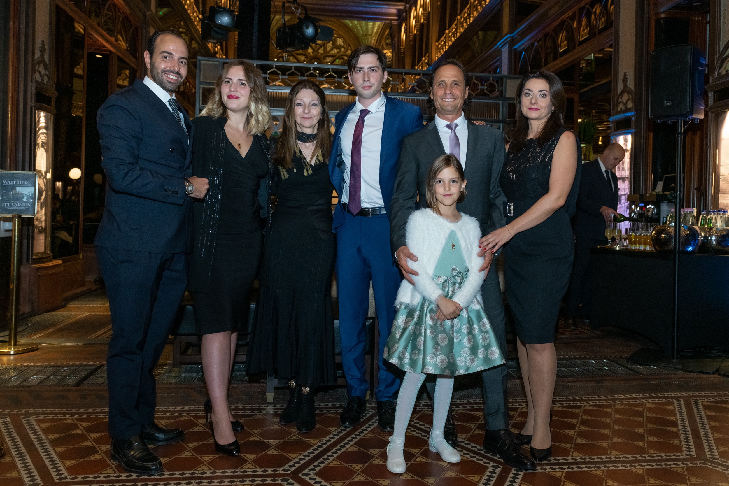 Fabergé megnyitó a Párisi Udvarban