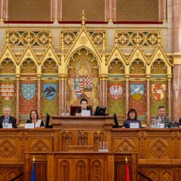 Parlament Vadász terem díjátadó