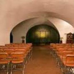 A bécsi Peterskirche kripta -előadások -